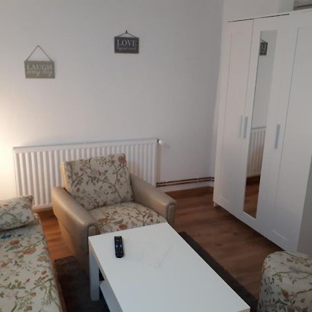 סלאבונסקי ברוד Apartman Ana מראה חיצוני תמונה