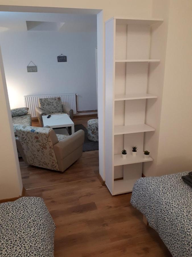 סלאבונסקי ברוד Apartman Ana מראה חיצוני תמונה